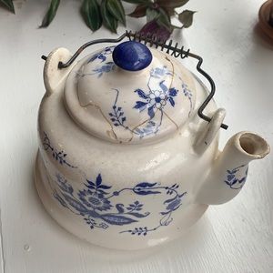 Vintage blue and white tea kettle. English.